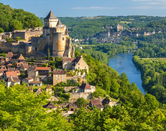 Le Perigord en Dordogne pour le côté montagne